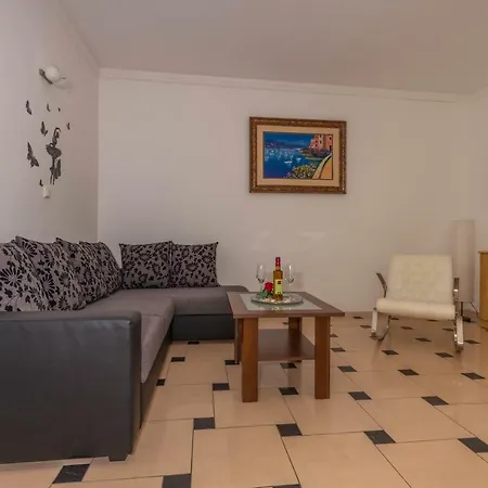 Marija Apartment *